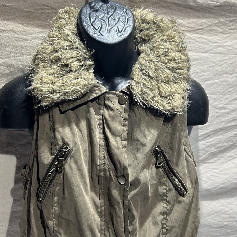 Snobbish Womens Utility Vest Medium Olive Green Faux Fur Collar Cargo Safari